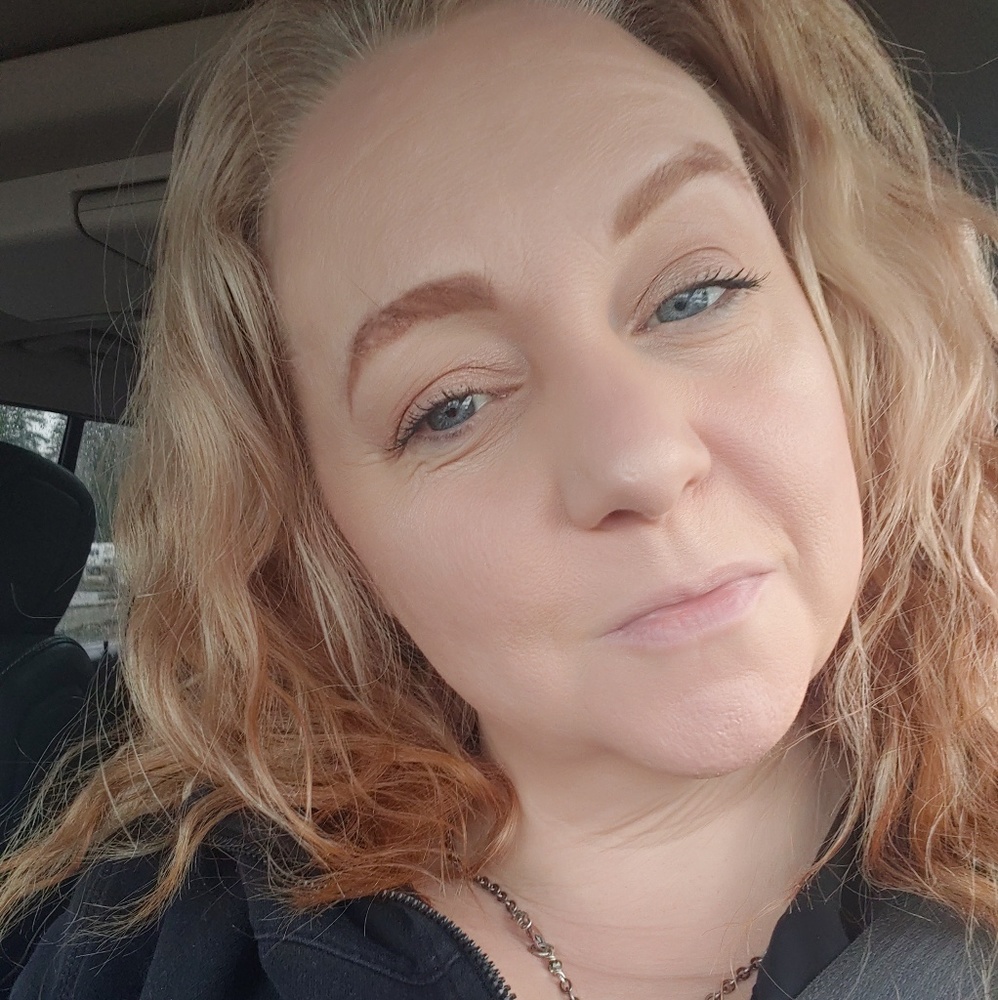 Meet your Posher, Christine